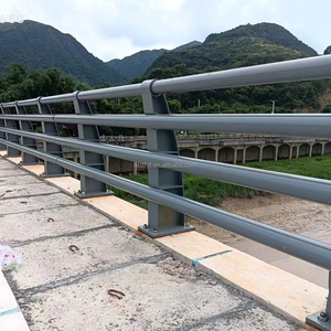 Ограждения для автомобильных мостов, ограждения для надземных мостов, ограждения для защиты от столкновений, ограждения для речных насыпей, безопасная изоляция и борьба с толпой - Product Image 1