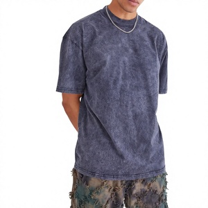 Fashionable Men Vintage Acid Wash Regular Fit Heavy Cotton Streetwear Front Logo 100% Cotton T-Shirt - Product Image 3