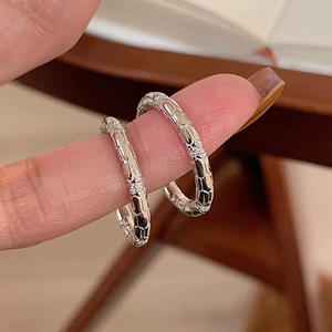 2025 nouvelle bague Joker de luxe minimaliste en argent S925 avec serpent <span class=keywords><strong>esprit</strong></span> plaqué or et queue bijoux en Zircon à la mode pour anniversaire - Product Image 1