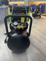 Compresseur d'air à piston haute pression industriel de haute qualité Compresseur d'air silencieux sans huile mobile