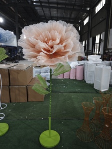 L-GF कस्टम चलती बड़े नकली ऑर्गेंज़ा फूल सेट रेशम कृत्रिम विशाल कागज का फूल, शादी पार्टी की घटना पृष्ठभूमि चरण सजावट - Product Image 3