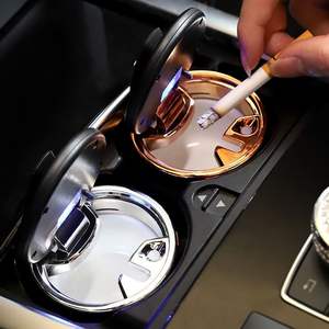 Creativo Mini rivestimento in ceramica posacenere per auto con lampada a LED e copertura per piccoli usi domestici e auto <span class=keywords><strong>VIP</strong></span> - Product Image 5