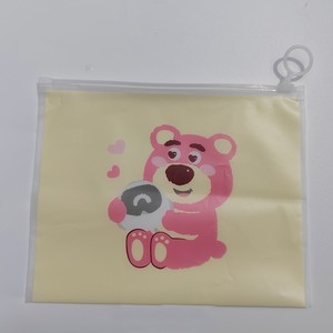 Bolsa de Lápices con Cierre de Cremallera de Dibujos Animados Reciclable, Linda Bolsa de Papelería para Estudiantes, Bolsa de Lápices de PVC Impermeable Transparente con Cierre Hermético y Serigrafía - Product Image 4