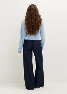 Chemise à manches longues pour femme, à rayures, structurée, avec poignets et ourlet ajustables, fabrication OEM ODM en gros par une usine <span class=keywords><strong>de</strong></span> vêtements chinoise - Product Image 3