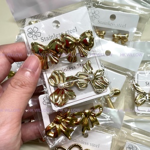 Joyería de acero inoxidable, pendientes de moda, caja sorpresa de joyería, pendientes de acero inoxidable chapados en oro de 18 quilates para mujer, pendientes de aro. - Product Image 2