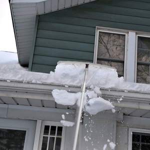 Râteau à neige industriel blanc <span class=keywords><strong>Wolin</strong></span>, vente directe usine, avec manche réglable en aluminium de 610 cm et lame surdimensionnée détachable pour une performance maximale - Product Image 6