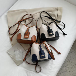 Sac seau imprimé au design personnalisé commandes en gros disponibles couleurs contrastées femmes sac à bandoulière pour le quotidien - Product Image 6