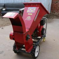 Broyeur d'herbe mobile à moteur diesel, hacheuse d'herbe fourragère, coupe-paille pour ferme, machine à fabriquer de la paille pour l'alimentation du bétail