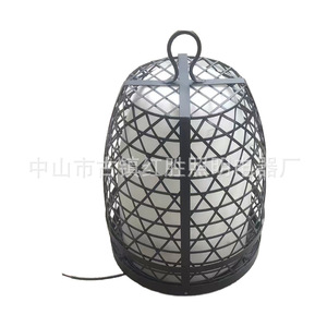 Lámpara Solar de Jardín LED para Exteriores, Farol de Hierro Independiente Resistente al Agua, 12V DC, Célula Solar Mono-Si con Batería - Product Image 3