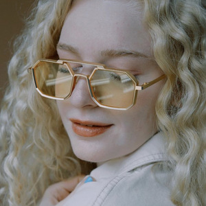 แว่นกันแดดทรงเหลี่ยมดีไซน์ใหม่ แฟชั่นพังก์ฮิปฮอปสำหรับผู้ชายและผู้หญิง - Product Image 2