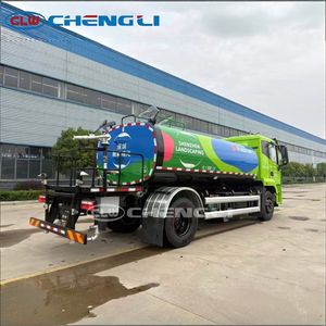 Camion-citerne arroseur Foton 4x2, camion-citerne à eau, camion-citerne à pulvérisation d'eau, camion-citerne à arrosage, camion-citerne à eau mobile - Product Image 6