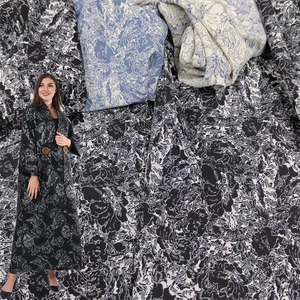 Tissu en polyester tissé sur mesure 100 g/m² 100 % polyester, tissu en crêpe de polyester pour abaya - Product Image 1