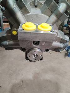 <span class=keywords><strong>Moteur</strong></span> à piston hydraulique MR700F-N1C1N1C1N Five Star Motor MR700F MRE800F MR600F MRE500E MR450E MR3600L MR4100L MR4500L MRE5400L - Product Image 4