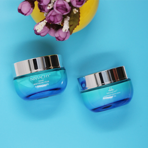 Cuidado de la piel de etiqueta privada, conjunto de cuidado facial antiedad, blanqueador, ácido de caviar común, <span class=keywords><strong>vitamina</strong></span> <span class=keywords><strong>c</strong></span> dorada de 24k - Product Image 4