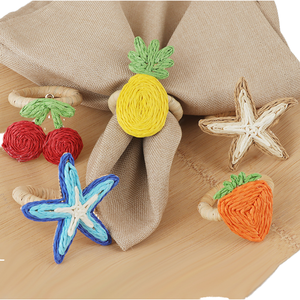 Lot d'anneaux de serviette en paille de raphia faits à la main, motifs fruits et étoiles de mer mignons, supports de serviette pour décoration de table tropicale estivale, vente en gros - Product Image 1