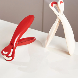 Pinza para platos, pinza antideslizante resistente al calor, agarre reutilizable para cocinar, platos de cocina, microondas, encimera, mesa de comida - Product Image 6