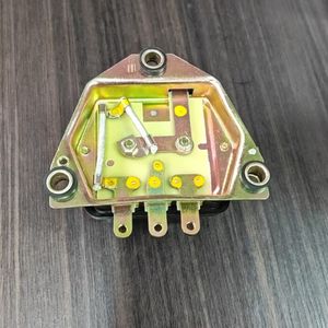 Régulateur <span class=keywords><strong>de</strong></span> tension <span class=keywords><strong>de</strong></span> relais <span class=keywords><strong>de</strong></span> <span class=keywords><strong>moto</strong></span> 12V Dnepr Ural PP 330 - Product Image 3