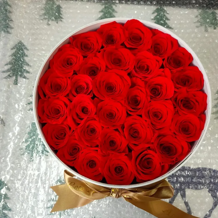 Grosir Mewah Hadir Rose Preservee Fleur Eternelle Hadiah Terbaik untuk Wanita