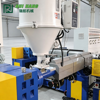 Ligne de production de tuyaux d'aspiration renforcés en spirale en PVC |   Machine d'extrusion de tuyaux hélicoïdaux en PVC pour le drainage et la collecte des poussières