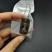 Collier en acier inoxydable gravé en gros avec chaîne à billes et emballage sur carte pour événements musicaux