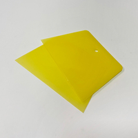 Kit professionnel d'outils de repartage de mastic plastique flexible jaune pour la retouche automobile et les ateliers de carrosserie