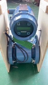 Nouveaux débitmètres magnétiques Rosemount 8732 pour le chauffage au sol, pour la boue, le marais, la fente, la limonade - Product Image 2