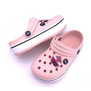 Sabots en <span class=keywords><strong>plastique</strong></span> pour enfants de haute qualité, confortables, antidérapants, en deux couleurs, moulés - Product Image 3