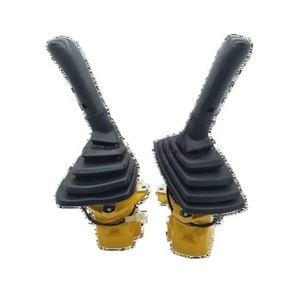 ชุดจอยสติ๊กสำหรับรถขุด Kobelco SK210 รุ่น YN30V00111F1 อะไหล่เปลี่ยนทดแทน คันบังคับสำหรับเครื่องจักรก่อสร้าง - Product Image 1