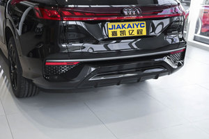 Audi Q6 2025 2.5T V6 SUV di Lusso 7 Posti, <span class=keywords><strong>Auto</strong></span> Familiare Grande, Guida a Sinistra, <span class=keywords><strong>Quattro</strong></span> Automatico in Vendita - Product Image 4