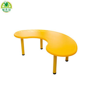 Meubles <span class=keywords><strong>de</strong></span> garderie pour enfants, table et chaises en plastique <span class=keywords><strong>demi</strong></span>-<span class=keywords><strong>lune</strong></span> pour enfants d'âge préscolaire - Product Image 2
