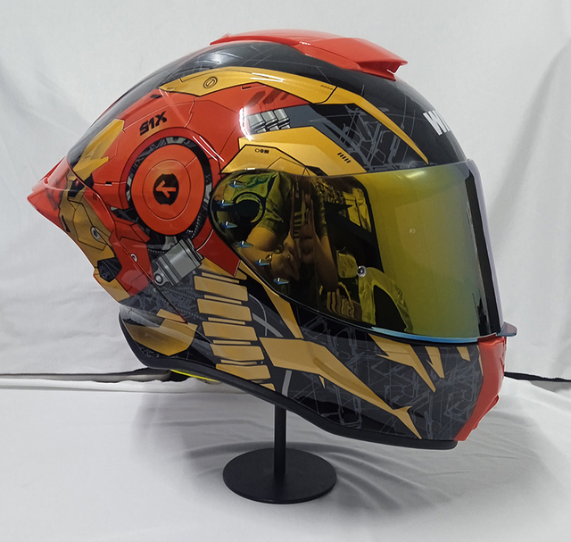 Dual Lens High Quality Full Face Motorcycle Helmet with Spoiler in Many Fantastic Colors