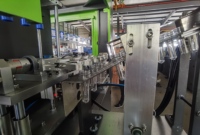 Machine de soufflage par injection de PET entièrement automatique à 4 cavités, haute productivité, avec PLC Mitsubishi, fourniture directe d'usine