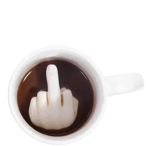 P195 popüler yukarı sizin kahve kupa 350ml komik orta parmak bardak ve 3D stil seramik kupalar kahve çay için süt