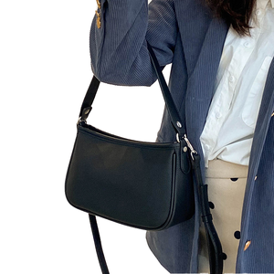 2024 nuevo estilo de moda negro pequeño bolso de hombro de cuero cruzado con cierre de cremallera forro de poliéster para damas jóvenes - Product Image 4