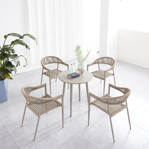 nco di lusso portico <span class=keywords><strong>tavolo</strong></span> 4 <span class=keywords><strong>sedie</strong></span> mobili per la casa all'aperto Patio Cafe 5 pezzi corda <span class=keywords><strong>in</strong></span> alluminio <span class=keywords><strong>set</strong></span> <span class=keywords><strong>da</strong></span> pranzo <span class=keywords><strong>in</strong></span> vendita - Product Image 2