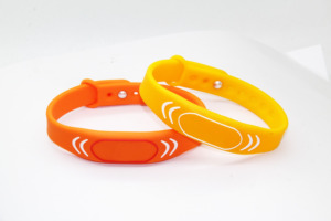 Bracelet NFC <span class=keywords><strong>color</strong></span>é Ntag213 215 216 Bracelet en silicone RFID pour le contrôle d'accès - Product Image 5