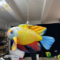 Beau ballon de poisson de corail gonflable coloré pour la décoration de festival de musique d'exposition d'art