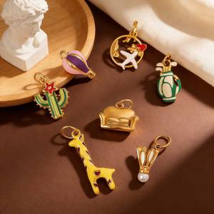 Fabricants <span class=keywords><strong>de</strong></span> bijoux, breloques personnalisées en acier inoxydable plaqué or 18 carats, DIY, <span class=keywords><strong>golf</strong></span>, badminton, tennis, pendentif personnalisé pour la fabrication <span class=keywords><strong>de</strong></span> bijoux - Product Image 4