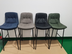 Tabourets <span class=keywords><strong>de</strong></span> bar vibrants en cuir PU avec dossier et repose-pieds, plusieurs options <span class=keywords><strong>de</strong></span> couleurs pour bar, café et îlot <span class=keywords><strong>de</strong></span> cuisine - Product Image 2