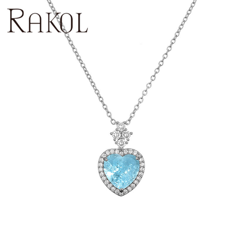 สีฟ้าอ่อน