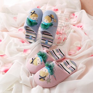 CORIFEI Nuovi Pantofole Invernali di Design Super Calde Carine con Cartoni Animati per Bambine Leggere Antiscivolo Moda Trendy per Uso Interno - Product Image 6