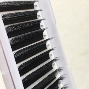 Extensions de cils longs naturels faits à la main en forme de W 3D, marque privée, cils vaporeux, super noir mat, les plus lisses en vison - Product Image 4