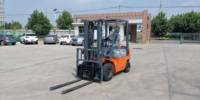 Chariot élévateur diesel 1,5 tonne, nouveau modèle, haute performance, tendance, prix compétitif, vente directe usine, offre spéciale