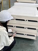 Kit de panneaux sandwich en PU pour l'installation de murs, de plafonds et de cadres de portes de conteneurs