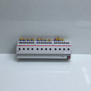 Plc 2cdg110264r0011 Sa/s12.16.2.2 Interrupteur de commutation 12x 16A régulé pour produit sous garantie - Product Image 1