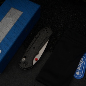Cuchillo Plegable BM565 Bugout con Hoja de Acero de Damasco Tipo Punta de Lanza, Mango de Fibra de Carbono, Apertura Manual, DIY OEM - Product Image 5