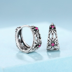 Pendientes de flores para mujer, diseño floral pequeño y pastoral, estilo elegante Mori, regalos de joyería para uso diario - Product Image 5
