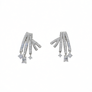 Orecchini in Oro Bianco con Diamanti Taglio Baguette, Colore D Naturale, Certificati GIA, Gioielli di Lusso da Sposa per Donna - Product Image 1