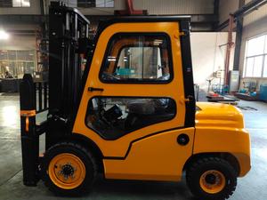 Montacargas Diésel EVERLIFT de 2.5t-3.5t con Calefacción en la Cabina, Mástil de una Etapa, Serie <span class=keywords><strong>FG25T</strong></span> FG30T FG35T, Neumáticos Neumáticos 4WD - Product Image 2