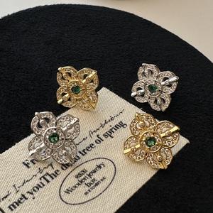 Pendientes Retro de Plata de Ley S925, Artesanía Italiana, Diseño Simple y Moderno, Joyería Fina para Mujer - Product Image 1